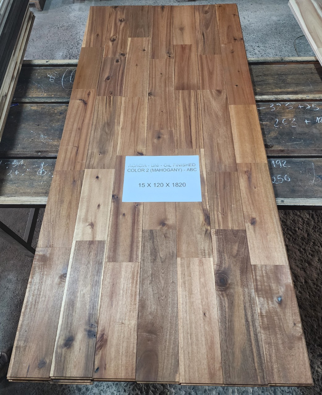 5. ACACIA - UNI - OIL FINISHED (MAHOGANY) - ABC - 15x120x1820mm.jpg